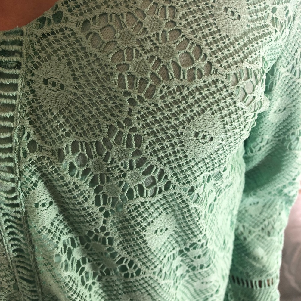 Solddd Outtt - Picture 3 of 5